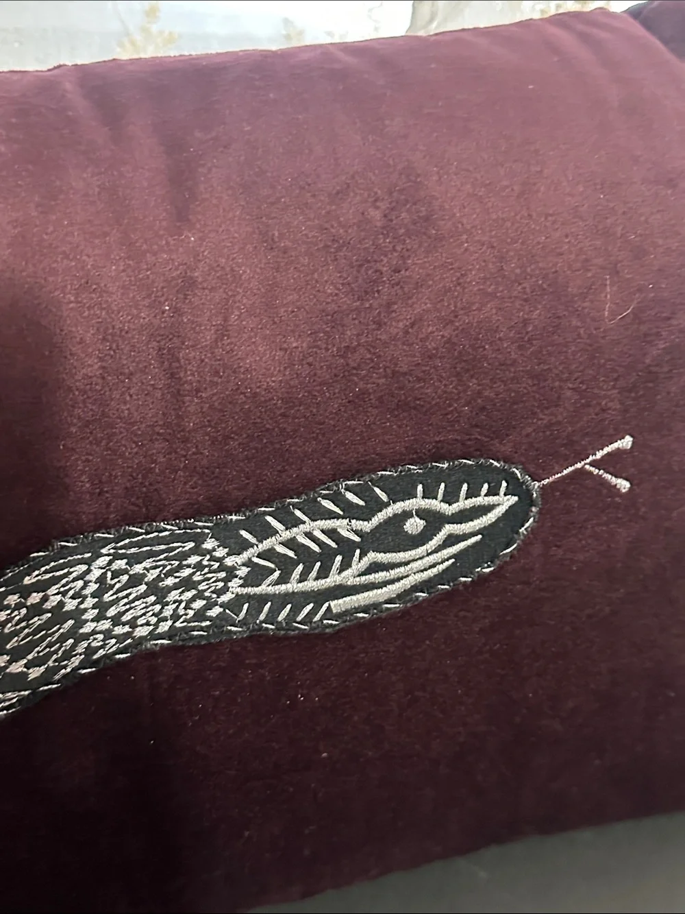 Tahari new—22” 13”
